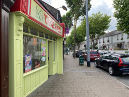 Roma Take-away outside