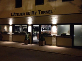 L'atelier Du Ry Ternel outside