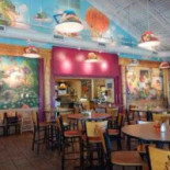 Celestial Cafe Dentro