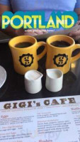 Gigi's Cafe outside
