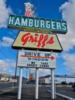 Griff's Burger Bar outside