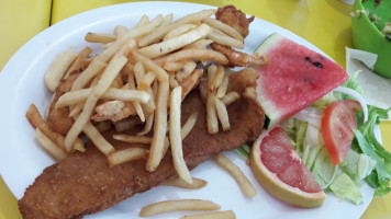 Pescado con Limon food