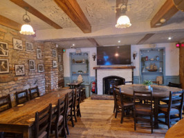 Austies Pub Kitchen inside