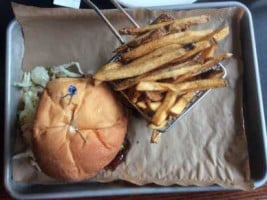 Omaha Tap House food