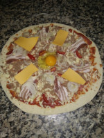 Pizza Au Feu De Bois Casa Beluza Blz food