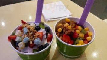 Mymochi Frozen Yogurt food