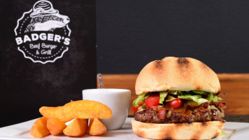 Badger's Beef Burger & Grill food