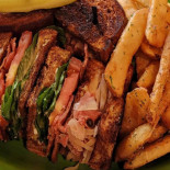 Brannigan's Pub Comida
