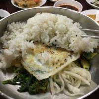 Umma's Korean Food food