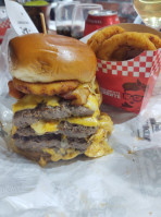Didio's American Burger food
