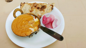 Mitra Da Dhaba food