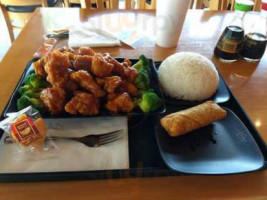 Hc Way Asian Bistro food