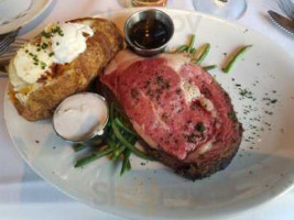 Simms Steakhouse food