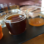 Browns River Brewing Comida