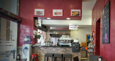 Café Del Moral Churreria. inside