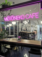 Mōtōneko Café Izakaya inside