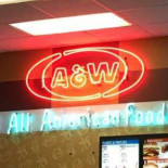 A&W Dentro