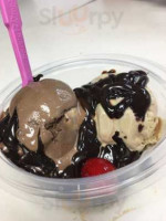 Baskin Robbins food