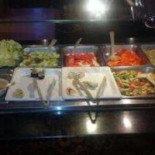 A Buffet Mongolian Grill Comida