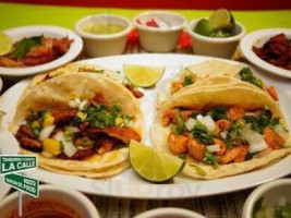 La Calle Taqueria Y Carnitas food