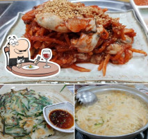 부여칼국수 food