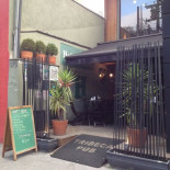 Tribeca Pub Extérieur