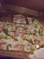 Domino's Pizza food