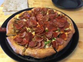 Greek's Pizza food