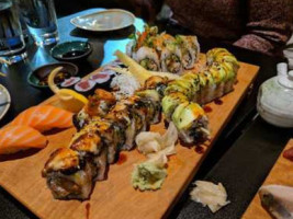 Kuni Sushi food