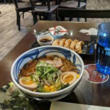 Moon's Kitchen Comida