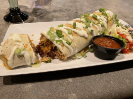 Hub Baja Grill food