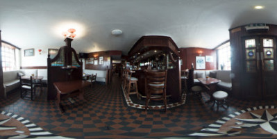 Murphy's Pub inside