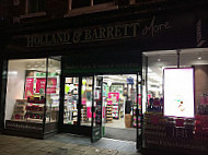 Holland Barrett inside