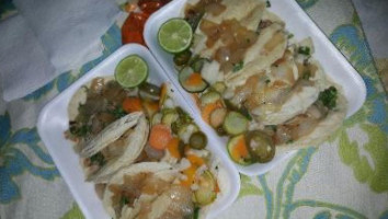 Taco`n Madres Del Cotorro food