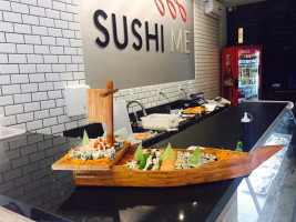 Sushi me Express food
