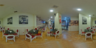 Café La Costa inside