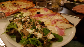 Pizzeria Du Drugstore food