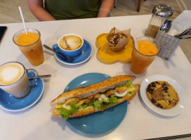 Cafe Albertine food