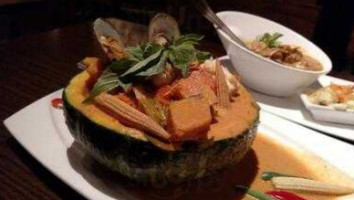 Kacka Thai Bistro food
