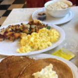 Dimples Diner Comida