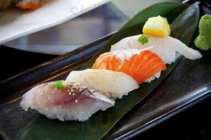 Mikuni Japanese Restaurant Sushi Bar food