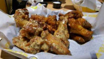 Buffalo Wild Wings food