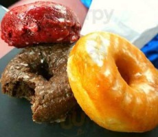 Sarah Donuts food