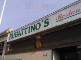 Rubattino's food