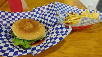 Americano Burgers food