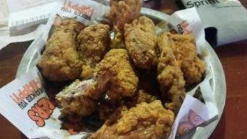 Hooters food