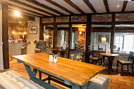 Ravensworth Arms inside