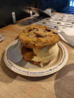 Insomnia Cookies food