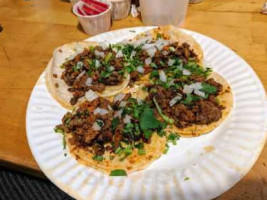 Cilantros Tacos food