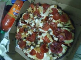 Domino's Pizza food